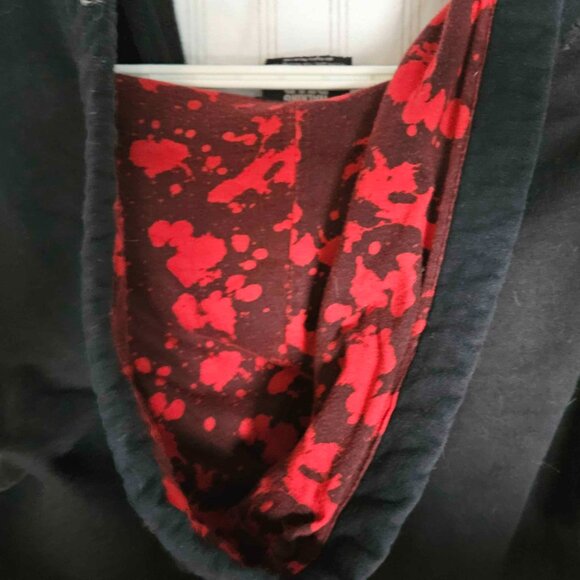 The Walking Dead OFFICIAL zip-up hoodie - Picture 2 of 3